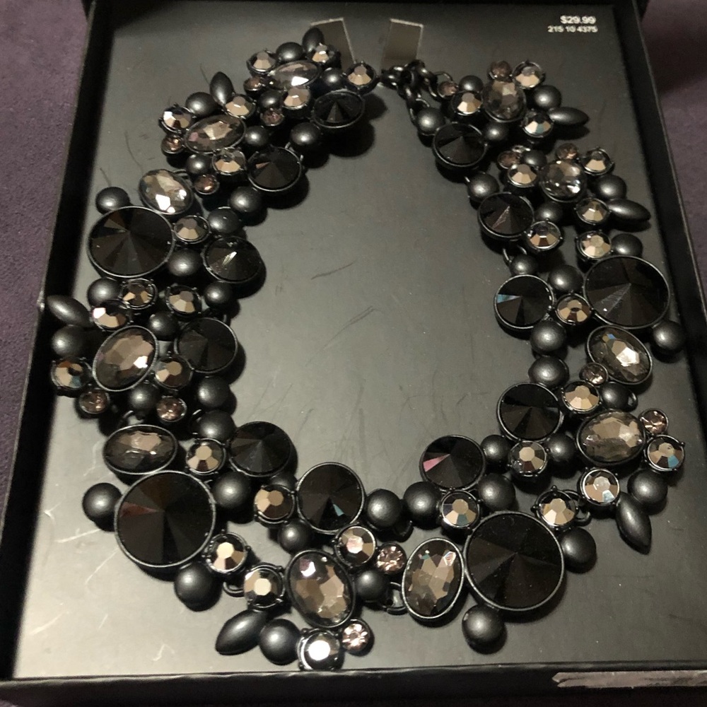 Beautiful chunky necklace⚫️🔲